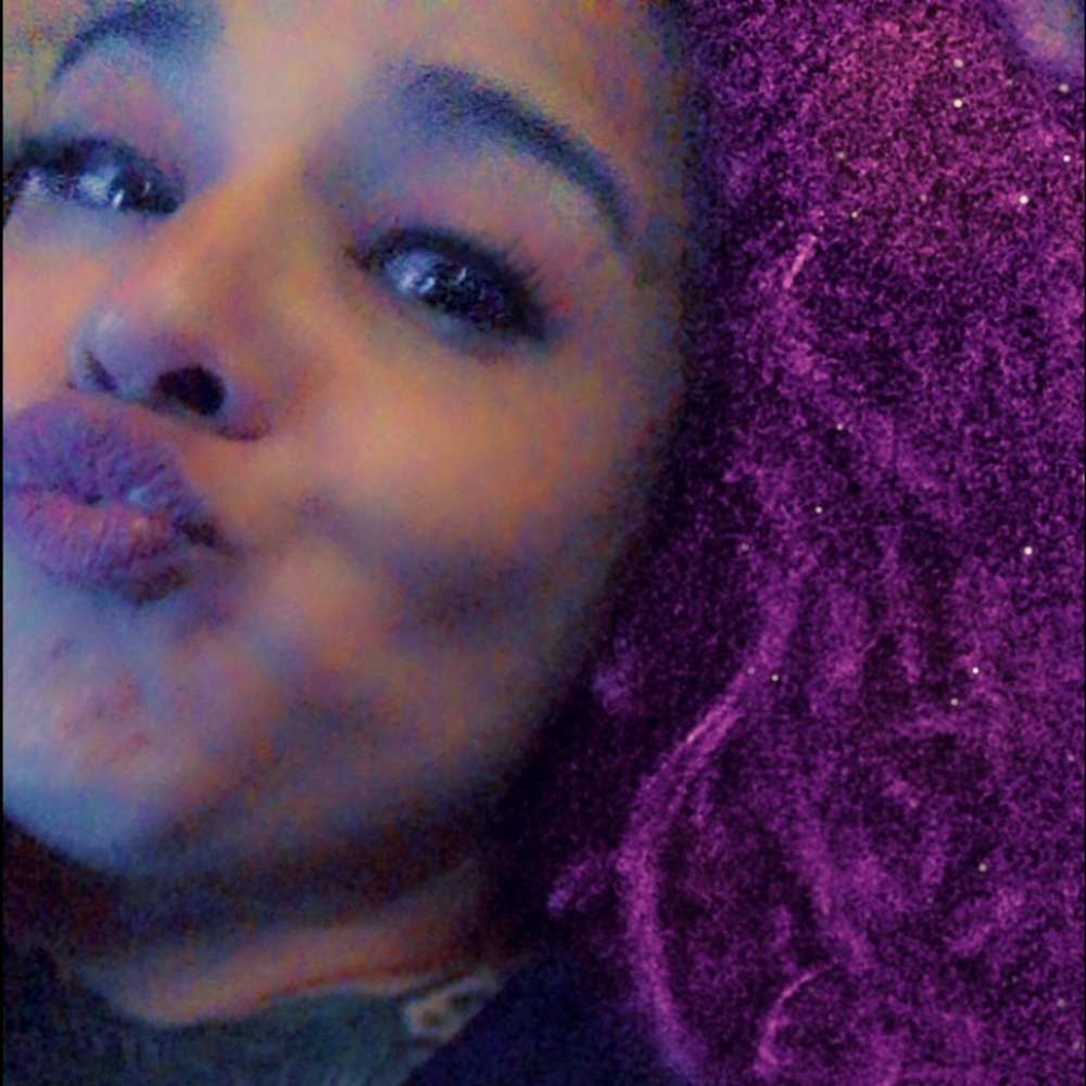 Meet your Posher, Mari